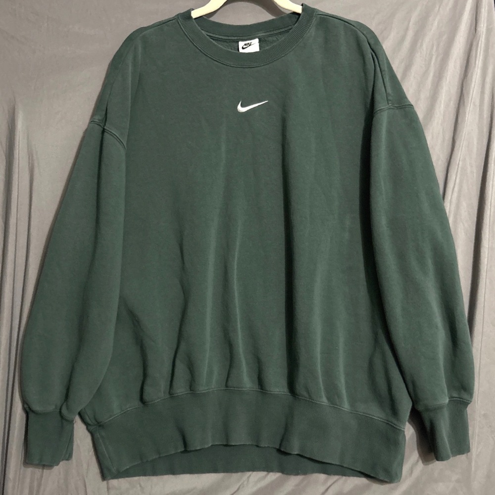 Nike Sweatshirt L Green Gorpcore Oversized Swoosh Crewneck Pullover Athleisure